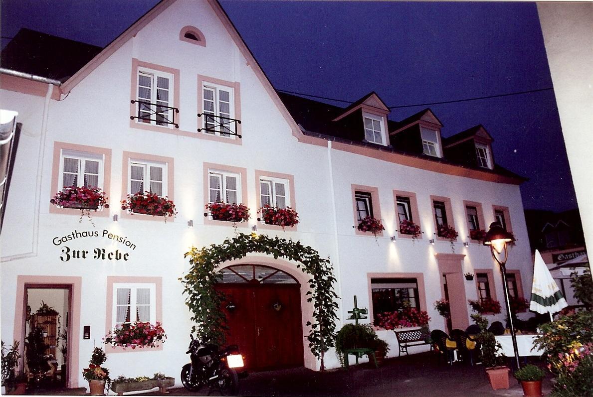Gasthaus Zur Rebe メーリング エクステリア 写真